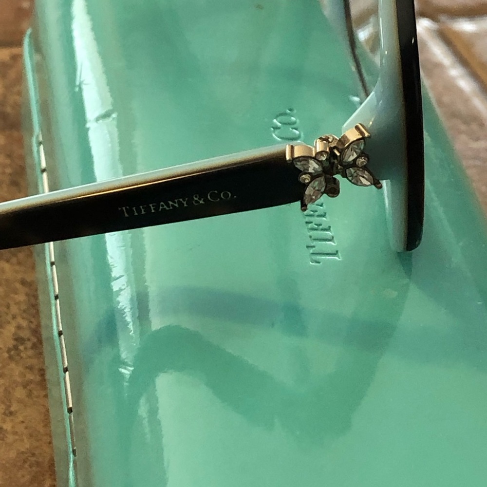 Tiffany Frames And Case - image 2